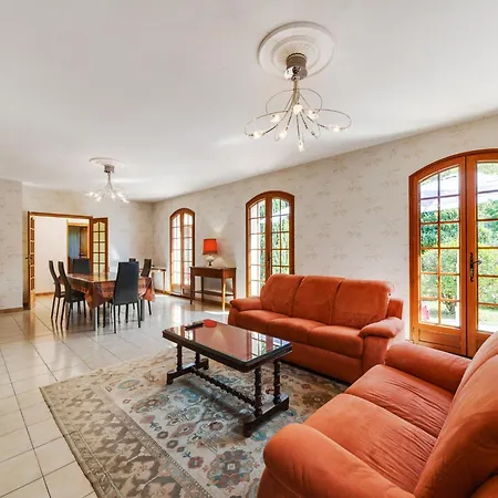 Villa In Pineuilh By Dordogne River, Cleaning Included Pineuilh