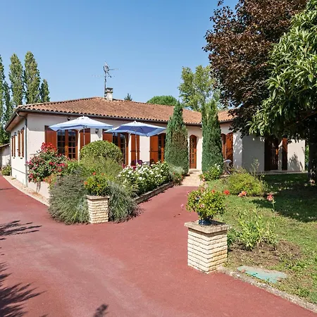 Willa Villa In Pineuilh By Dordogne River, Cleaning Included