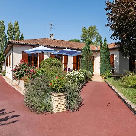 Villa In Pineuilh By Dordogne River, Cleaning Included Willa Pineuilh